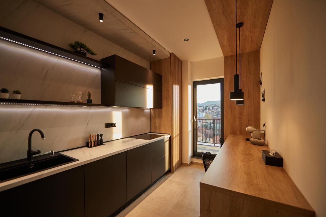 Quiboo Cosmopolit Apartamento Braşov Exterior foto
